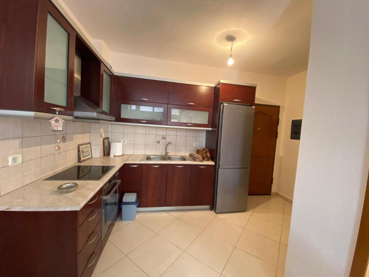 Titi'S Apartment Saranda ภายนอก รูปภาพ
