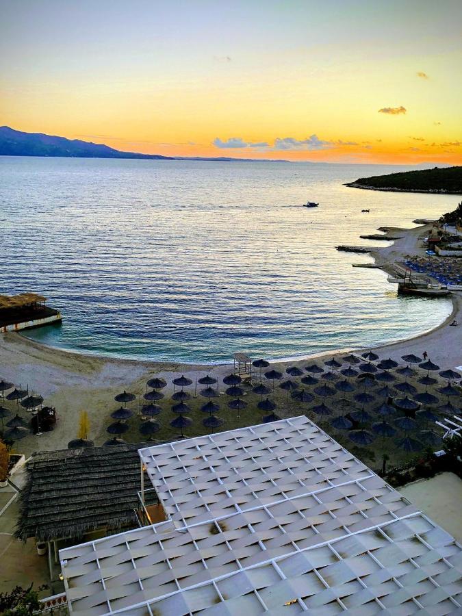 Titi'S Apartment Saranda ภายนอก รูปภาพ